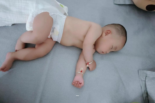 禹州宝宝老打喷嚏怎么办